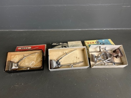 4 Vintage Hair Clippers in 3 Original Boxes