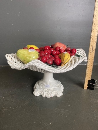 Vintage ceramic centrepiece fruit bowl