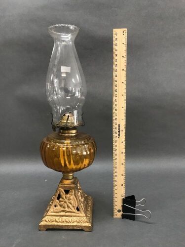 Kerosene Parlour Lamp with Amber Glass Font and Painted Cast Iron Base