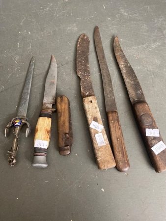 Selection of vintage knives