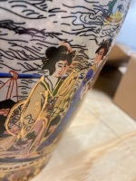 Stunning hand painted large Chinese vase - 8