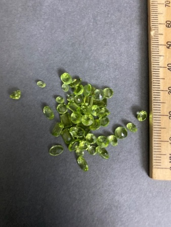 20 carats PERIDOT Gemstones