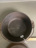 Cast Iron Camp Oven - 3