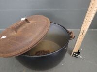 Metters No2 Enamel Pot with Lid - 2