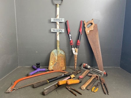 Mixed lot of Garden Tools