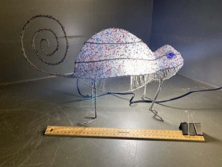 Chameleon Beaded Lamp