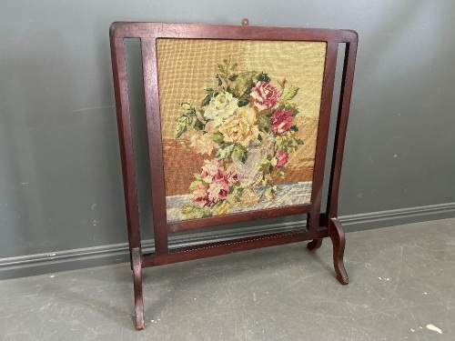 Wooden/Tapestry Screen