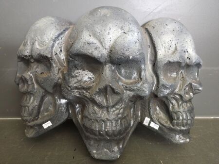 Concrete Skulls