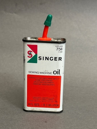 4oz Singer Sewing Machine Oil Lubricating Can