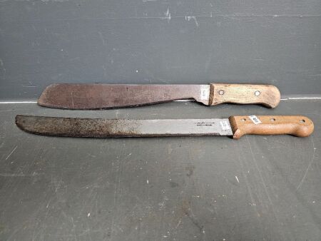 2 Bush Knives