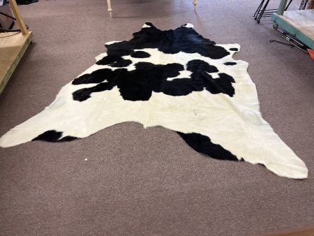 Large Brazilian Cow Hide