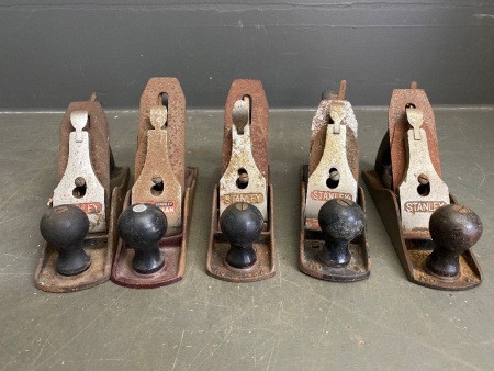 5 Assorted bench planes
