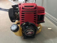 Honda UMK4350 4-Stroke Brushcutter - 4