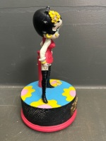 Small Betty Boop Wind-up Musical Figurine - 2