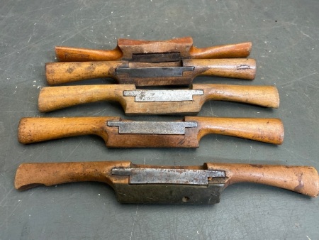 5 assorted all usable wooden spokeshaves