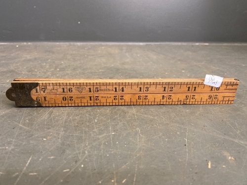 Stanley USA SW no 66 1/2, 4 fold 36" boxwood rule