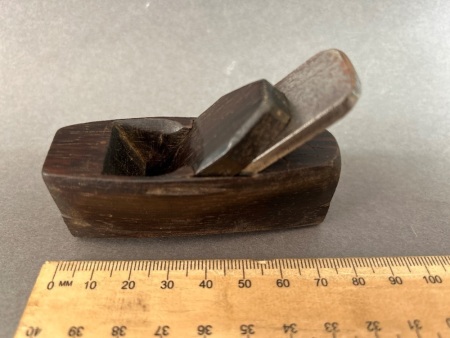 Rosewood compass miniature plane, 78mm long x 22mm cutter