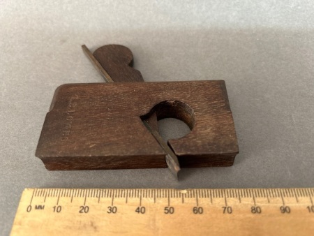 G.E Lowe's mini concave sole molding plane 77mm x 12mm