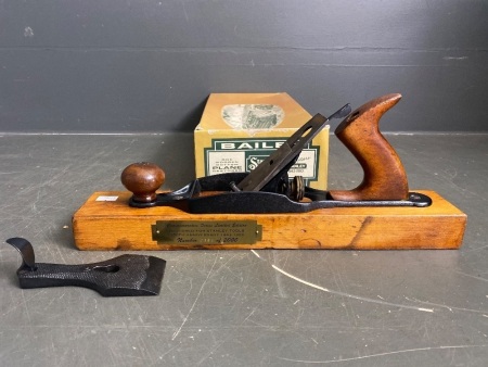 Stanley Commemorative Series Limited Edition Retored Wooden Base Plane 0364/2000