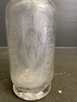 Antique Y.Y Aerated Water Co. Newcastle Soda Bottle - 3