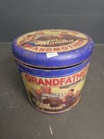 Grandfather Grandmother Sweet Moment Soft Cake Tin