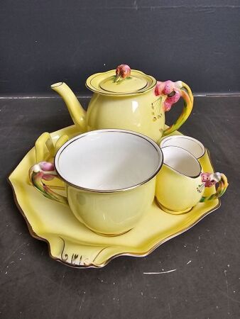 Royal Winton Tiger Lilly Breakfast Set