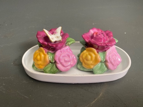 Royal Albert Old Country Rose Cruets C1952