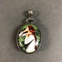 Sterling Silver & Porcelain Pendant Decorated with the Lady of Shallot - 3