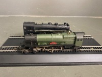 Triang R53LMS 4-6-2 Princess Elizabeth & Triang R52 H.O 4.6.2 Loco - 2