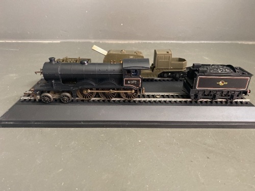 Triang SS919 R242 Missle Launcher & Triang 150 Class B12 4.6.0 Loco