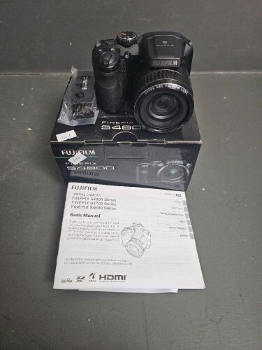 Fujifilm Finepix S4800