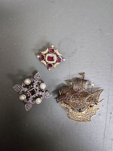 3 Brooches Seed Pearl with Garnet & Ship