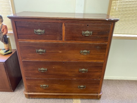 Mahogany Chest of Drawers