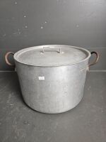 Large Aluminium Pot with Lid