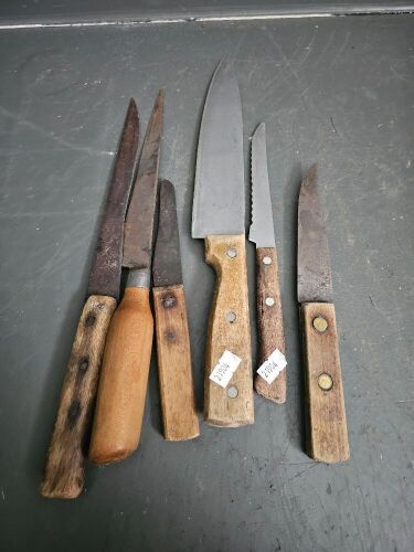 6 Old Wooden Handled Knives