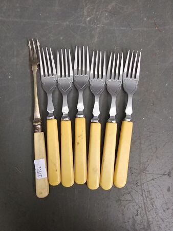 7 Fish Forks