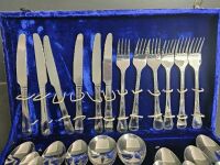 Cutlery Set in Case - 2