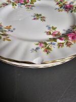 Royal Albert Moss Rose Dining Set - 8