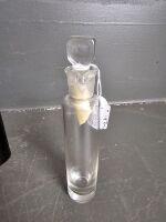 1930s British Chloroform Drop Bottle in Case - 2