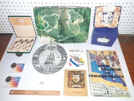 Vintage Willow, Koma Tray, Bi-Centenary Limited Edition / Federation Ceramics, Coins, Plates, Books