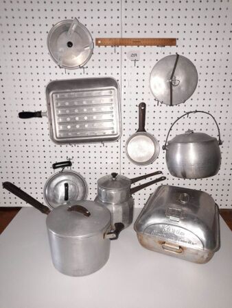 Selection Antique / Vintage Kitchenware