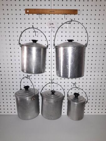 Set of 5 Vintage 'Billy Cans' with Lids