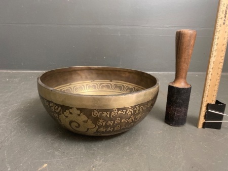 Singing Bowl w. Mallet from Thailand