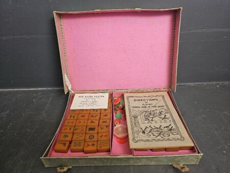 Vintage Mahjong Set in Butter Scotch Bakelite