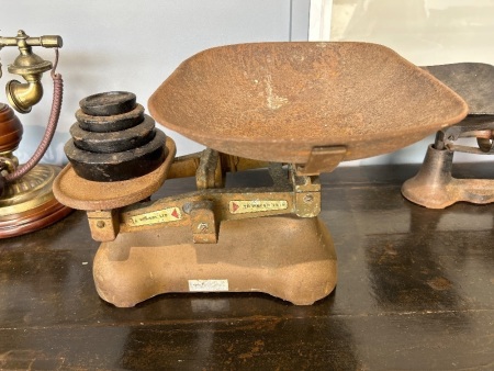 Heavy Duty Cast Iron Avery Balance Scales with weights