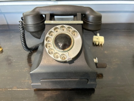 Vintage Bakelite Telepone