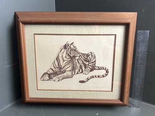 Etching of Tigress and Cub signed Christina Maier - with certificate of authenticity