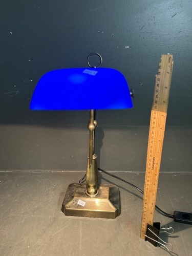 Repo Bankers Lamp