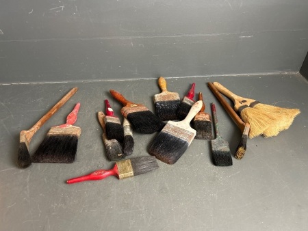 Mixed Lot of Paintbrushes