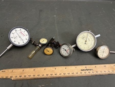 Assorted dial gauges